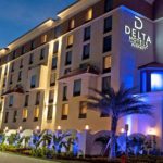 10 Ways to Chill by the Delta Orlando Hotel Poolside