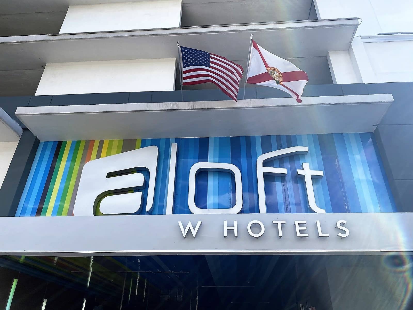 A refrigerator and coffee-making facilities come standard in each room at Aloft Miami Brickell. Guests can also enjoy access to a flat-screen cable TV.