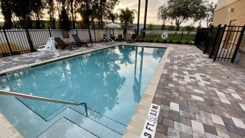 hotel near daytona speedway in florida