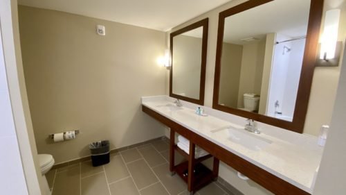 large suites near daytona speedway in florida