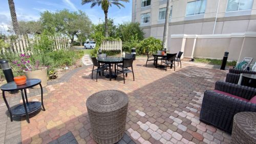 Best Hotel Near Daytona Speedway with a nice area to sit around outside