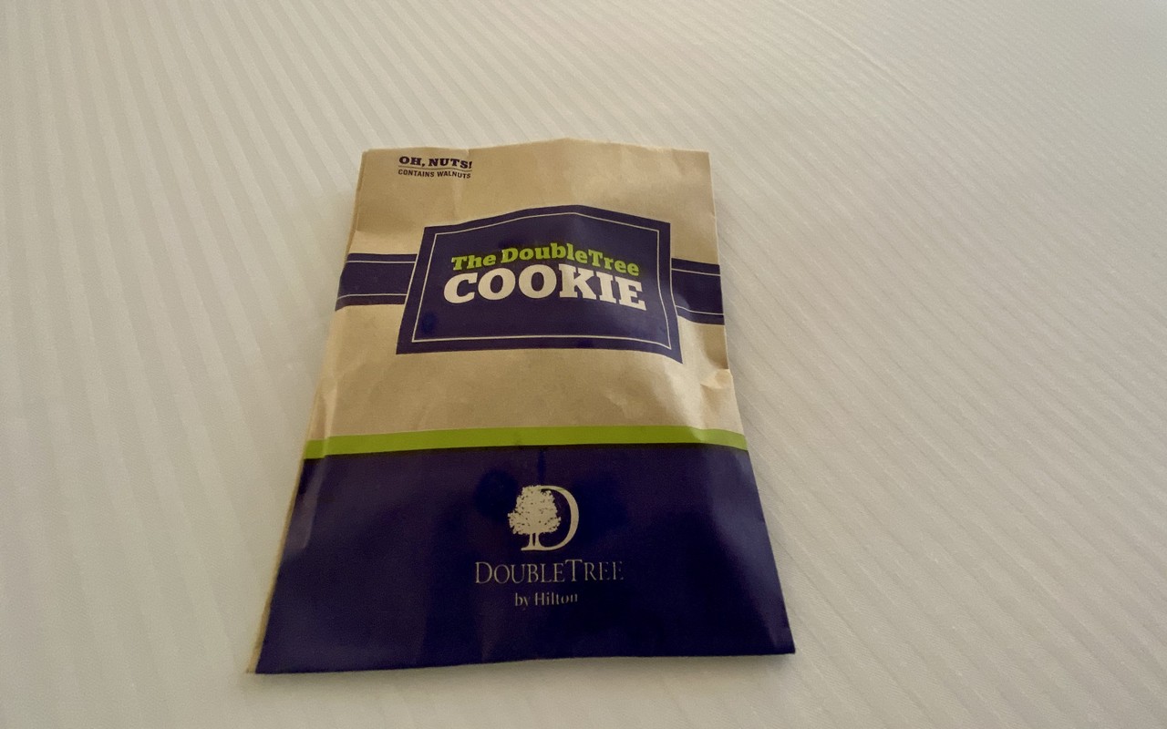 doubletree deerfield beach chocolate chip cookie