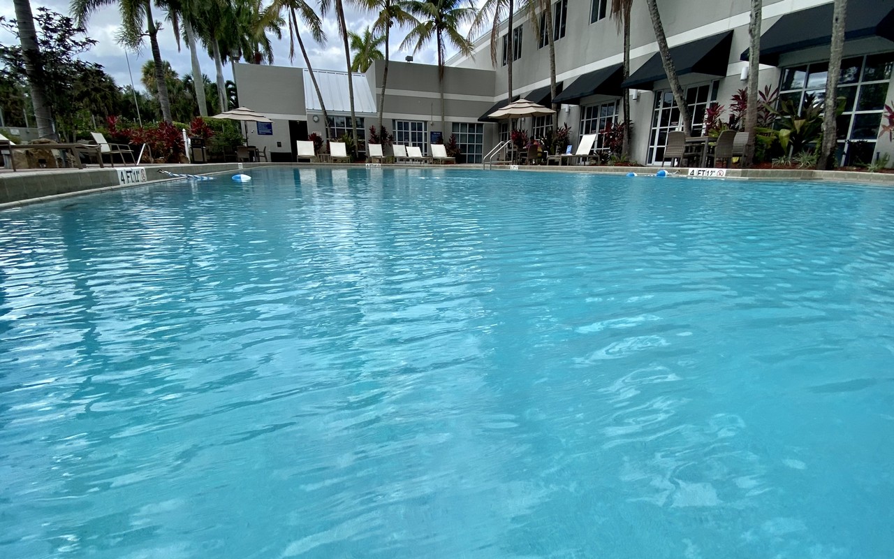 doubletree deerfield beach pool areais awesome to relax