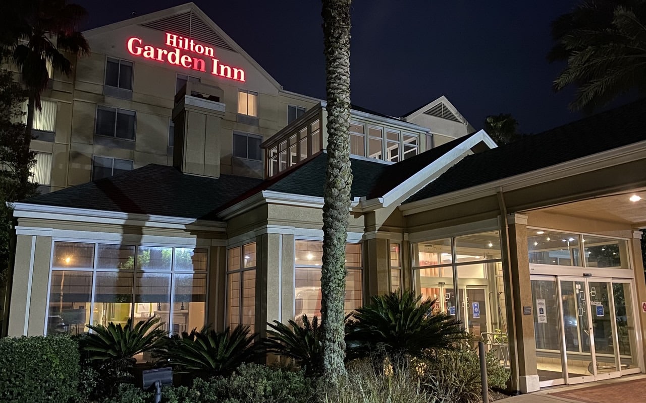 hilton garden jacksonville free airport shuttle in florida