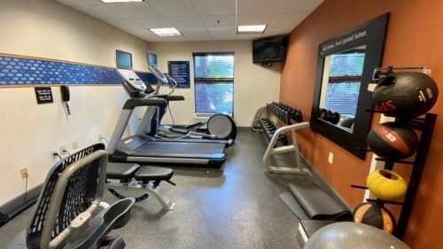Hampton inn and suites near jacksonville airport fitness room