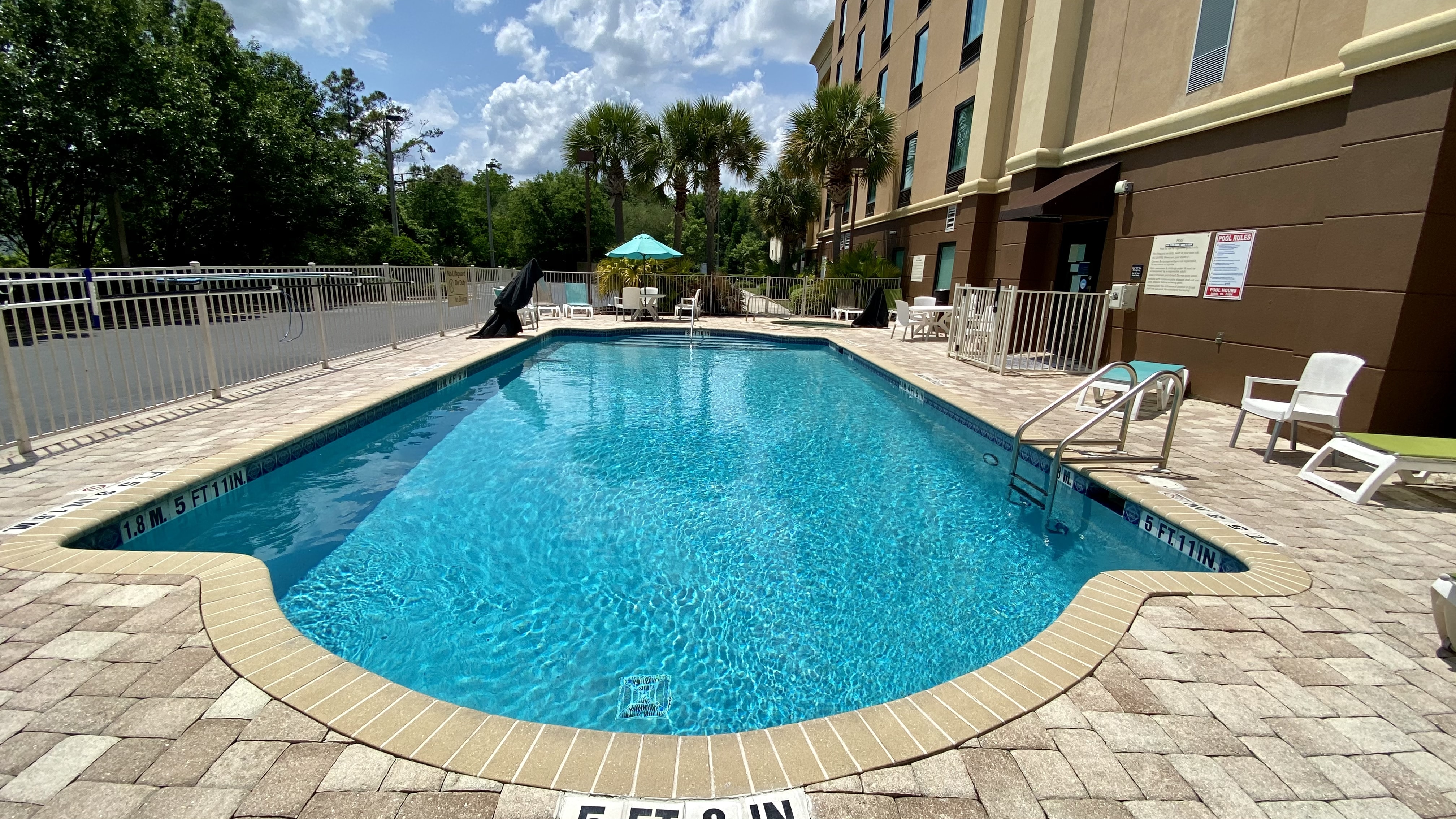 Hampton inn and suites near jacksonville airport pool area