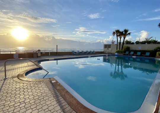 26 Reasons To Book At The Holiday Inn & Suites Daytona Beach On The Ocean
