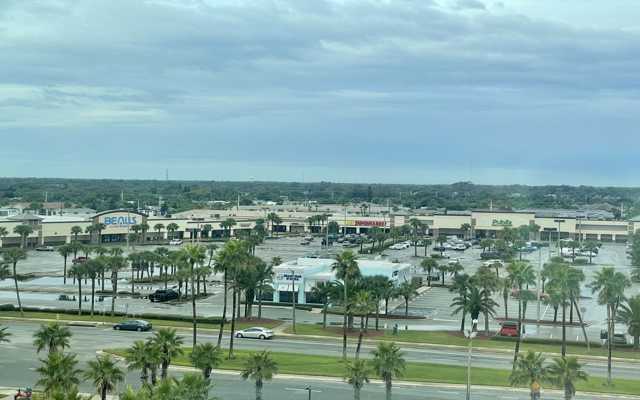 shopping near the hilton garden inn daytona beach