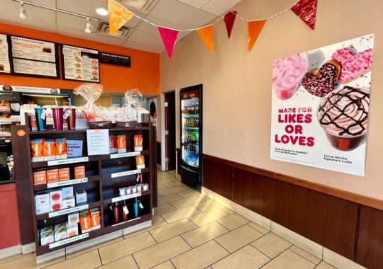 Dunkin Donuts at 7605 W Newberry Rd Gainesville, FL 32606