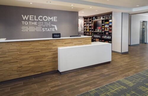 Front Desk at Hampton Inn Kissimmee North